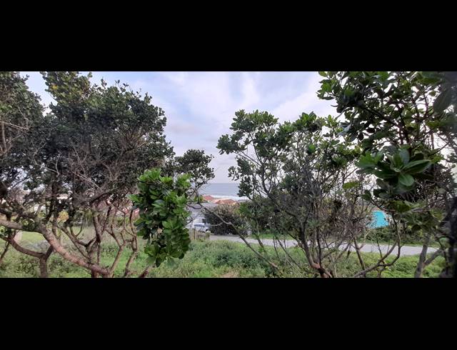 1,487M² VACANT LAND FOR SALE IN SEAVIEW